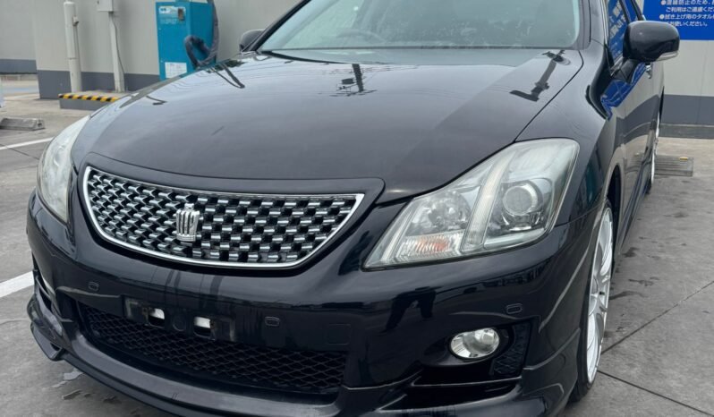 
								Toyota Crown DBA-GRS200 full									