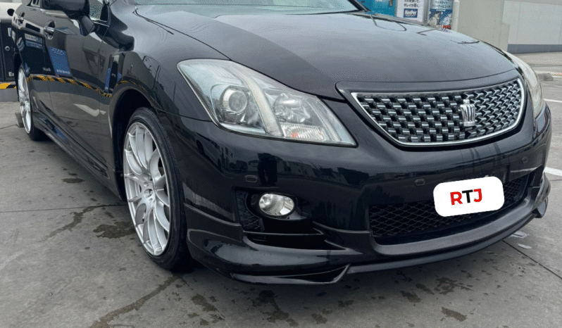 
								Toyota Crown DBA-GRS200 full									